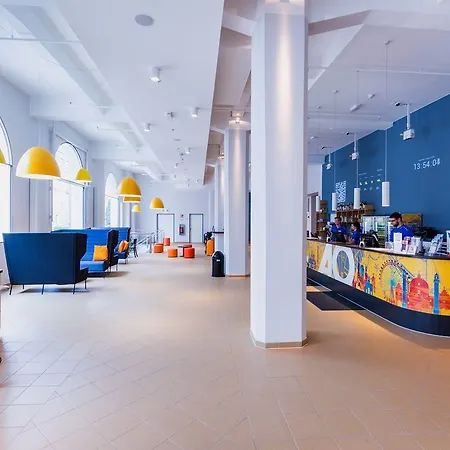 Hotel A&o Hauptbahnhof 2*